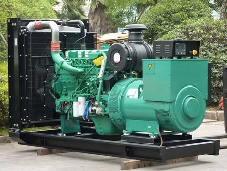 精河710kw康明斯柴油发电机组图片 精河710kw康明斯柴油发电机组图片